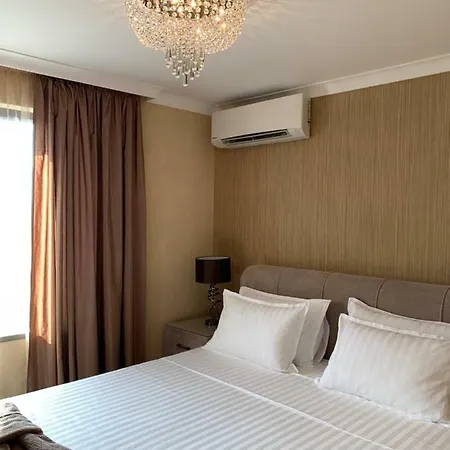 Luxury Sea Breeze * بوموري