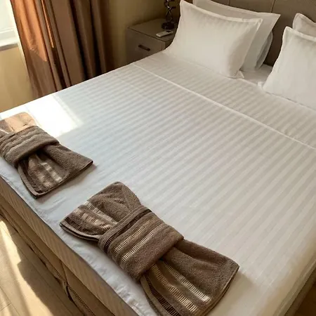Luxury Sea Breeze * بوموري